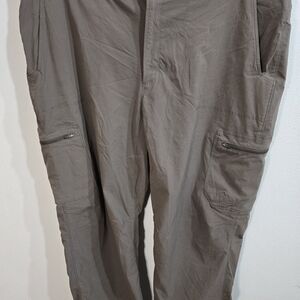 L.L. Bean Men's 38x30 Nylon Cargo Pants - Gray Brown Tech Outdoor Pants